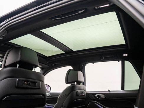 Certified 2023 BMW X5 xDrive40i w/ Executive Package image 18