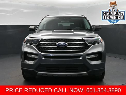 Used 2023 Ford Explorer XLT w/ Equipment Group 202A AWD/4WD image 10