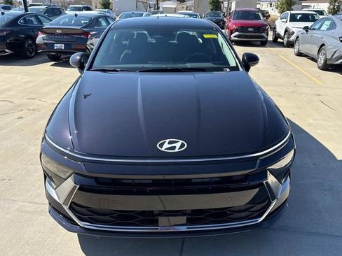 New 2026 Hyundai Sonata SEL FWD image 2