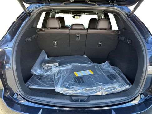 New 2025 MAZDA CX-5 Signature image 17