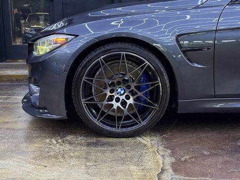 Used 2018 BMW M3 RWD image 5