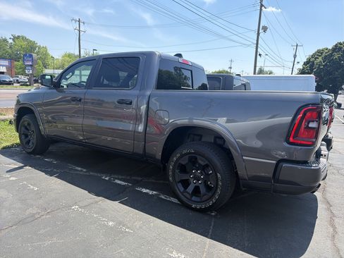 Used 2026 RAM 1500 Big Horn AWD/4WD image 5