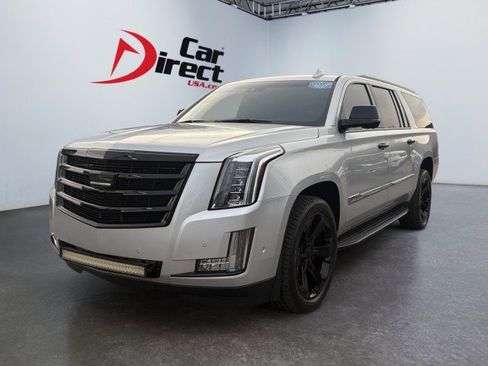Used 2018 Cadillac Escalade ESV Luxury image 8