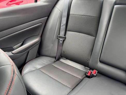 Used 2025 Nissan Altima 2.5 SR FWD image 38