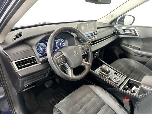 Used 2022 Mitsubishi Outlander SE AWD/4WD image 11