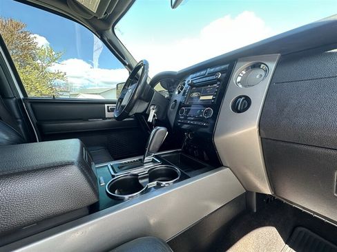 Used 2014 Ford Expedition EL Limited w/ Equipment Group 301A AWD/4WD image 20