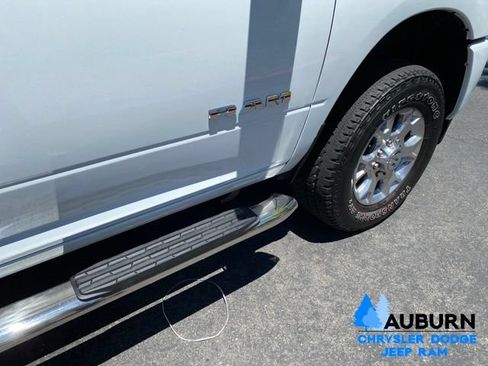 Used 2024 RAM 2500 Laramie w/ Safety Group AWD/4WD image 9