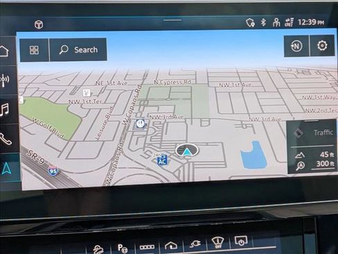 Used 2024 Audi Q8 e-tron Prestige image 14