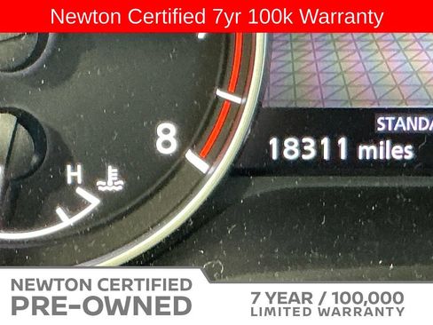 Used 2025 Nissan Rogue SV FWD image 27