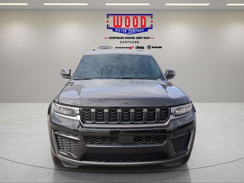 New 2026 Jeep Grand Cherokee L 4WD image 8