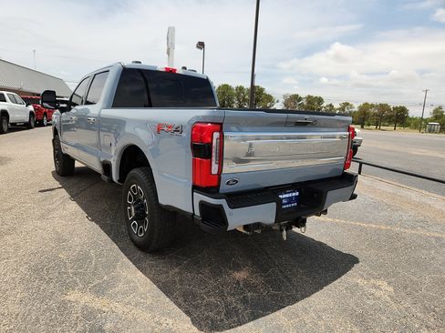 Certified 2024 Ford F250 Platinum AWD/4WD image 5
