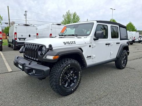 Used 2022 Jeep Wrangler Unlimited Sport AWD/4WD image 4