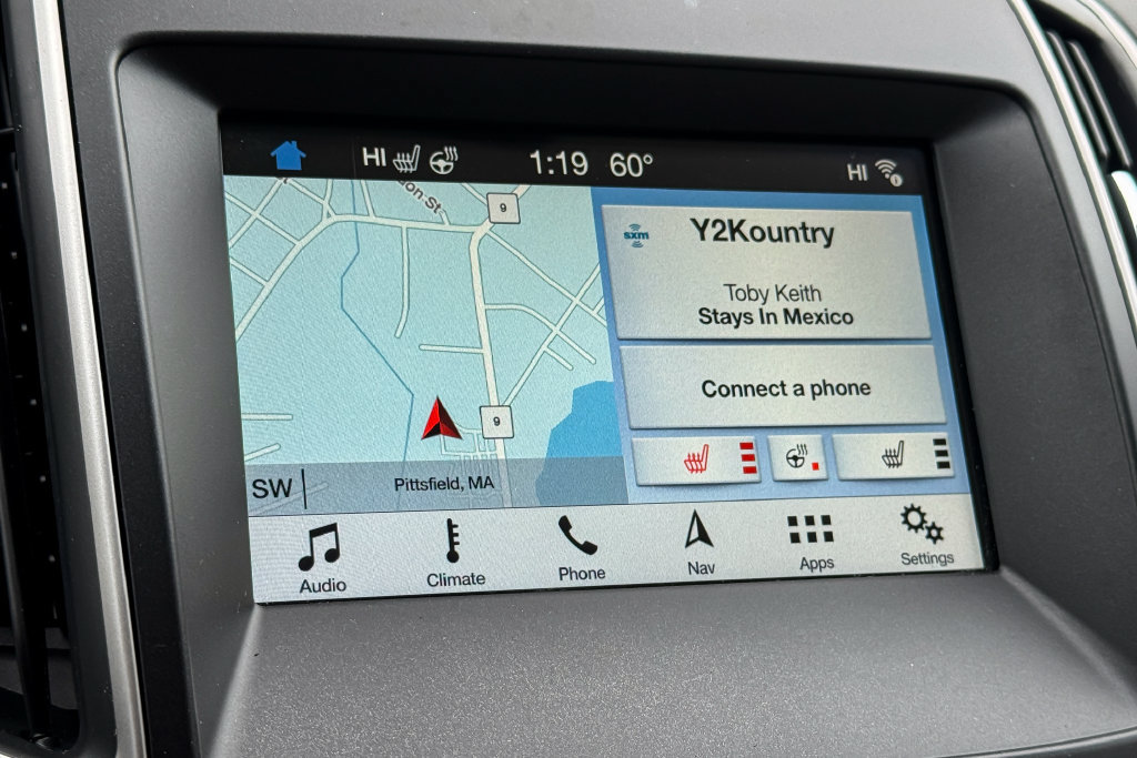 Used 2018 Ford Edge SEL w/ Equipment Group 201A AWD/4WD image 31