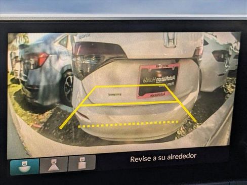 Used 2023 Honda Civic Sport image 9