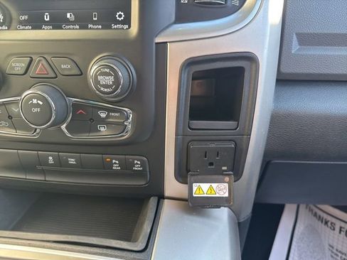 Used 2018 RAM 1500 Big Horn AWD/4WD image 19