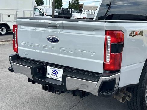 Used 2025 Ford F250 Lariat AWD/4WD image 14