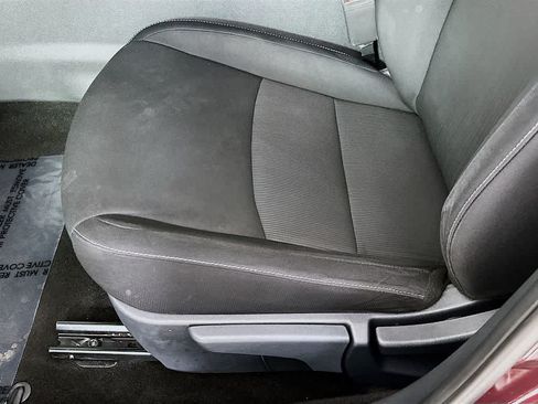 Used 2020 Nissan Sentra SV FWD image 29