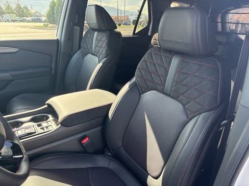 New 2026 Honda Pilot Black Edition image 13