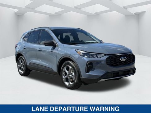 New 2026 Ford Escape ST-Line w/ Tech Pack #1 FWD image 2