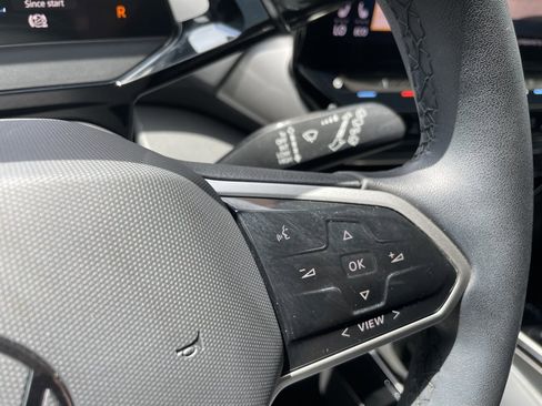 Used 2023 Volkswagen ID.4 Pro S Plus image 30