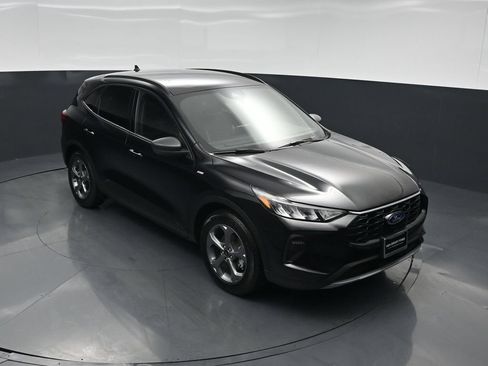Used 2025 Ford Escape ST-Line FWD image 36