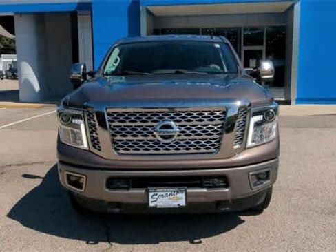 Used 2018 Nissan Titan Platinum Reserve w/ Platinum Utility Package image 3