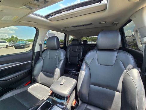 Used 2021 Kia Telluride S AWD/4WD image 29