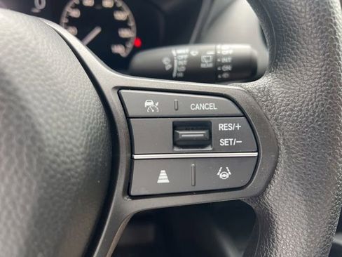 Certified 2025 Honda HR-V LX image 26