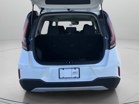 New 2025 Kia Soul LX image 12