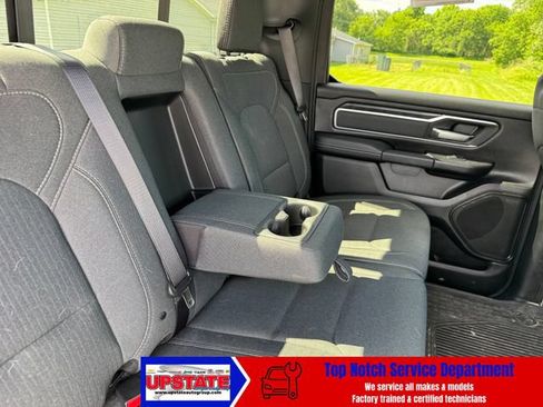 Used 2023 RAM 1500 Big Horn AWD/4WD image 12