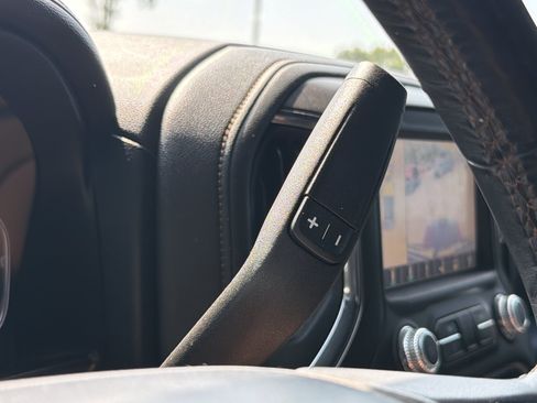 Used 2019 GMC Sierra 1500 AT4 w/ AT4 Premium Package AWD/4WD image 25