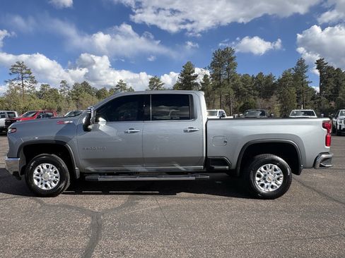 Used 2024 Chevrolet Silverado 2500 LTZ w/ LTZ Plus Package image 16