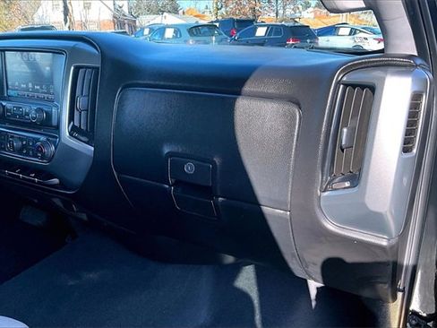 Used 2018 Chevrolet Silverado 1500 LT w/ All Star Edition image 23