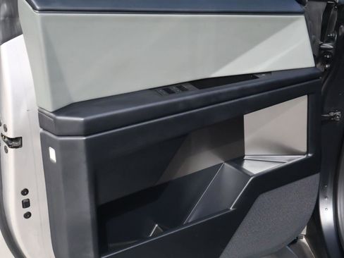 Used 2024 Tesla Cybertruck AWD Crew Cab image 14