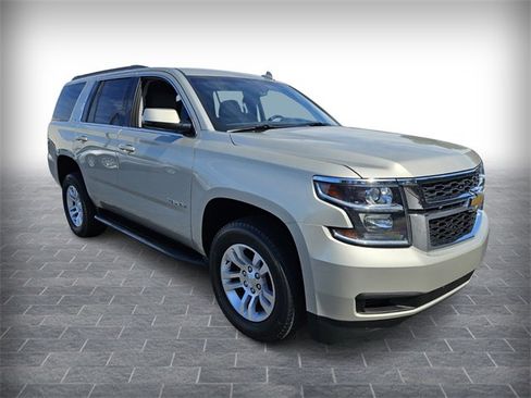 Used 2017 Chevrolet Tahoe LT image 5