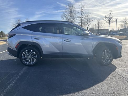 Used 2025 Hyundai Tucson Limited image 10