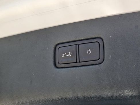 Used 2025 Genesis GV80 3.5T Prestige AWD/4WD image 12
