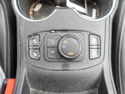 Used 2024 GMC Terrain SLT AWD/4WD image 23