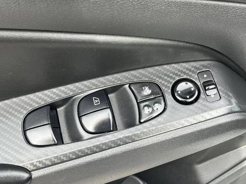 Certified 2024 Nissan Altima 2.5 S FWD image 17