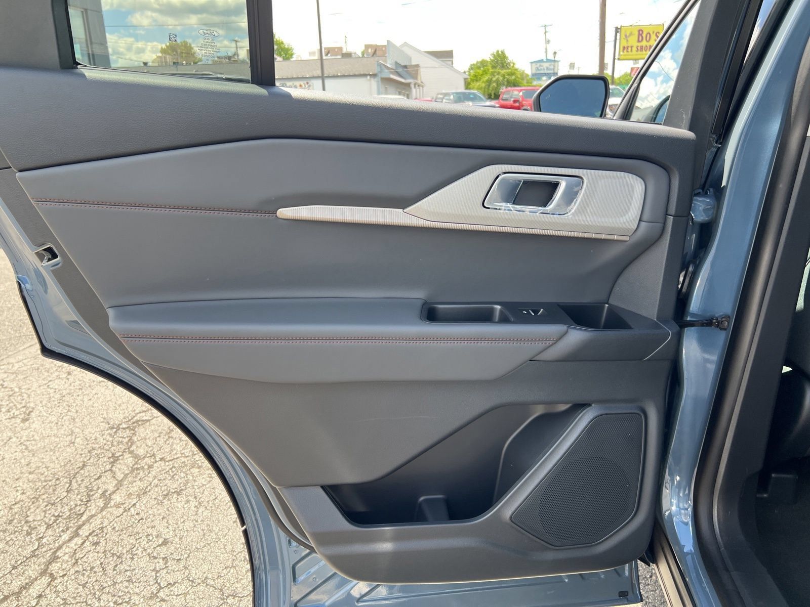 New 2026 Ford Explorer Active AWD/4WD image 38