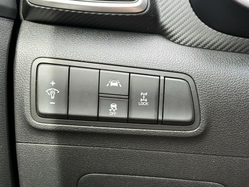 Used 2019 Hyundai Tucson SE image 17