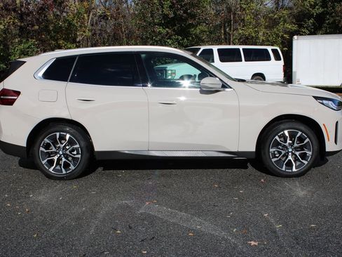 New 2026 BMW X3 xDrive30 image 9