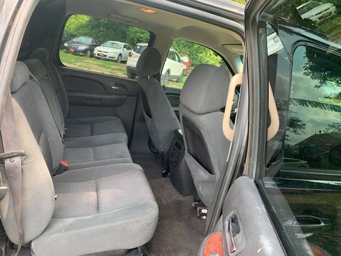 Used 2009 Chevrolet Avalanche LT w/ Convenience Package #1 image 12