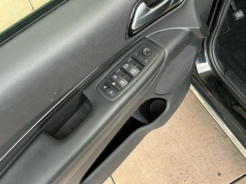 Used 2023 Dodge Durango SXT Launch Edition image 15