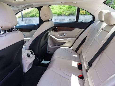 Used 2021 Mercedes-Benz C 300 Sedan image 16