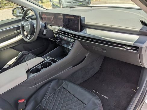 Used 2025 Hyundai Sonata SEL image 13