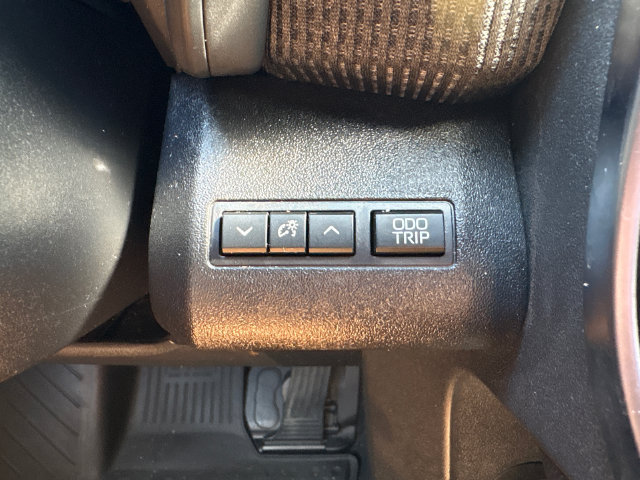 Used 2023 Subaru Solterra AWD image 18