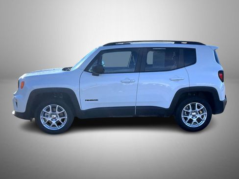 Certified 2022 Jeep Renegade Latitude w/ Convenience Group image 8