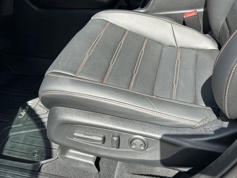 Used 2025 Honda CR-V Sport Touring image 20