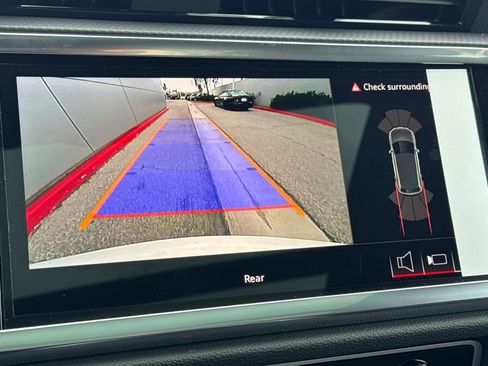 New 2025 Audi Q3 2.0T Premium image 16